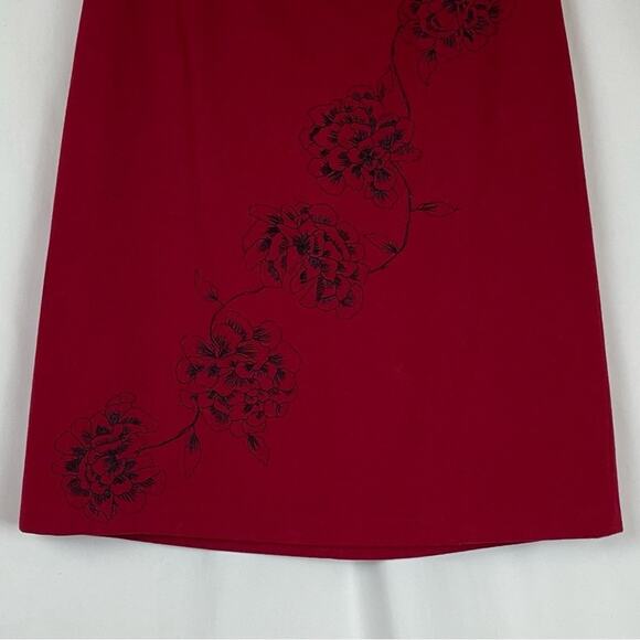 LOFT Red With Black Embroidered Floral Wool Blend CottageCore Skirt NWOT Size 4P - Picture 3 of 11